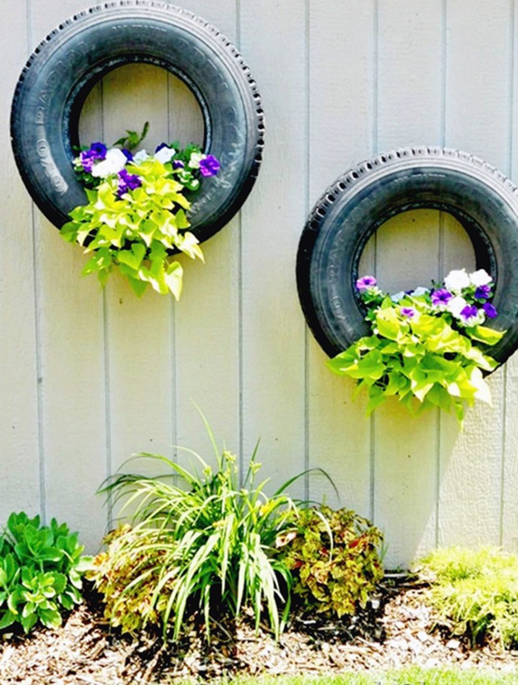 Recycling Planters Garden With Tire