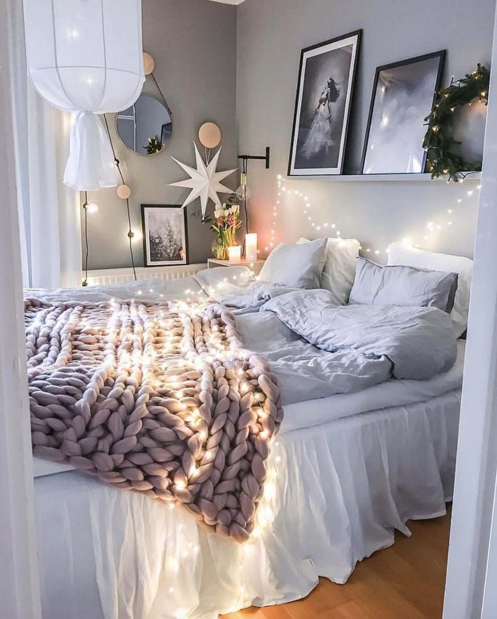 Cozy and Beautiful Bedroom Decor