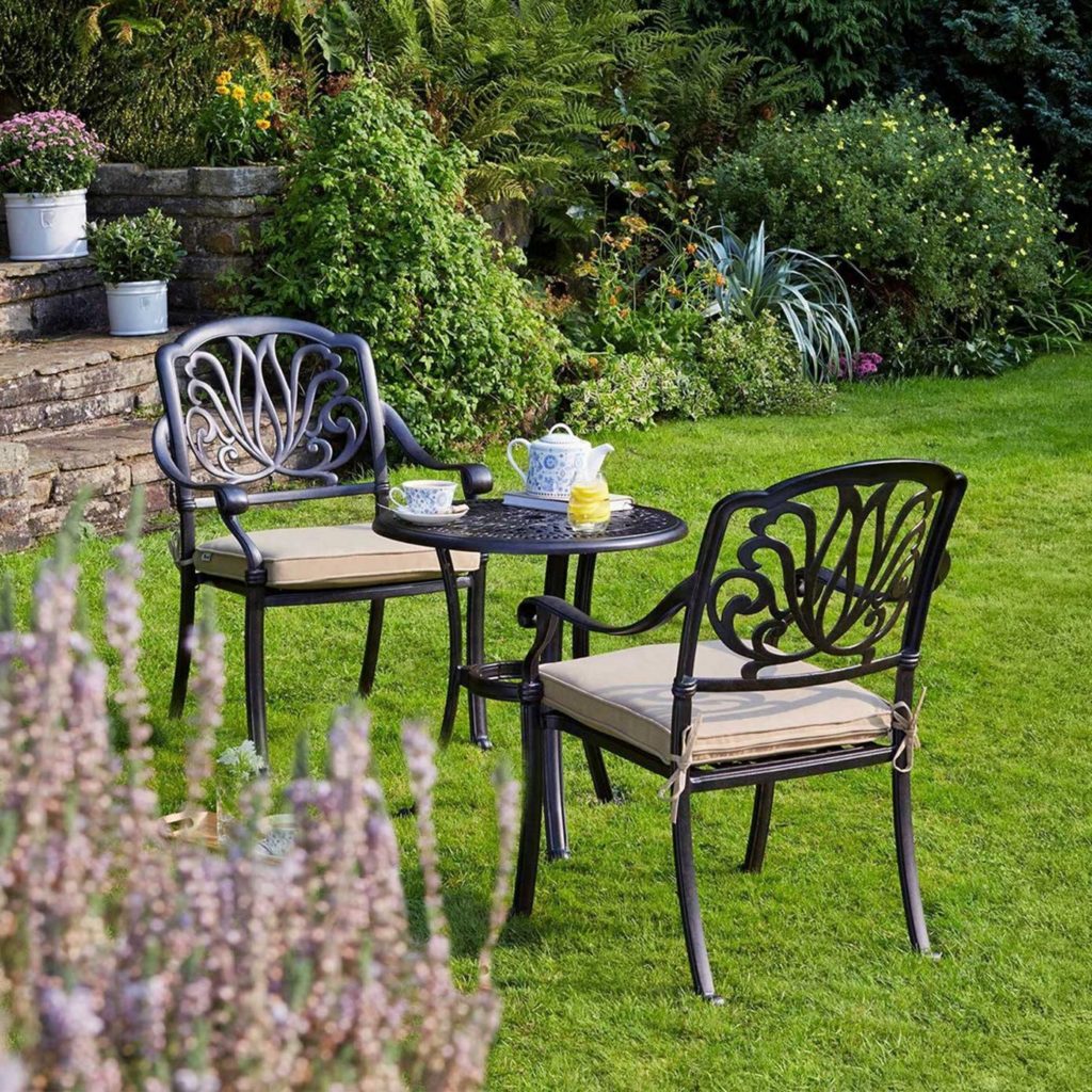 Attractive Garden Chair Ideas