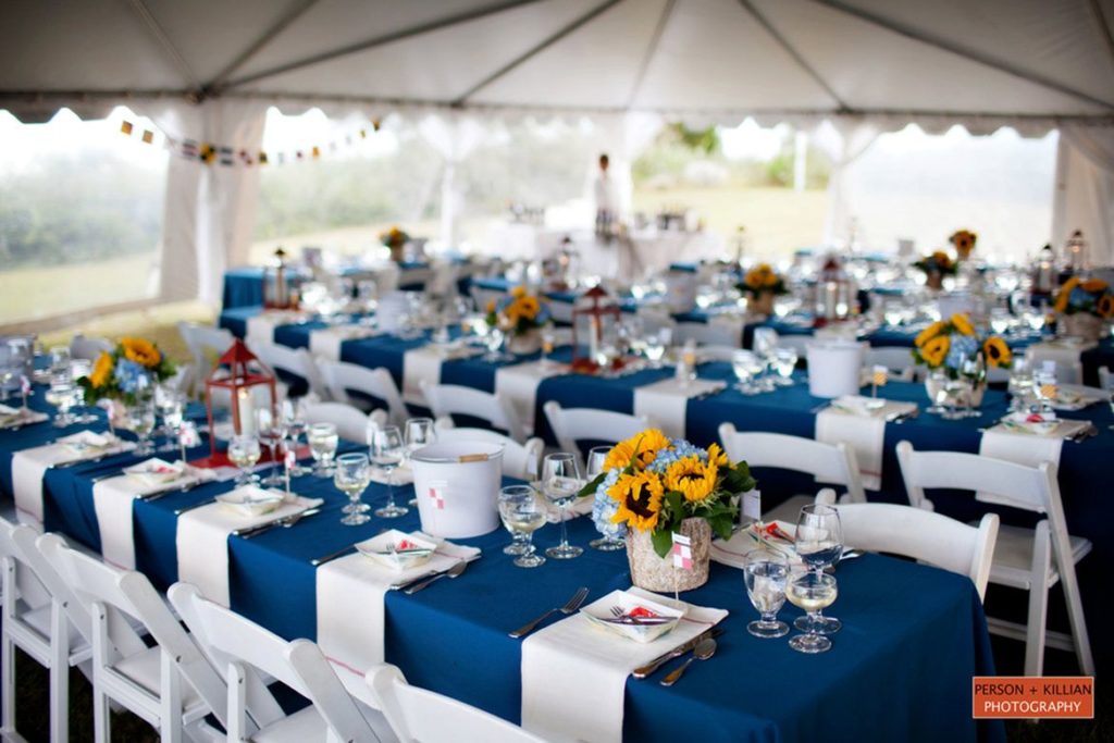 Awesome Rehearsal Dinner Table Decorations Ideas 